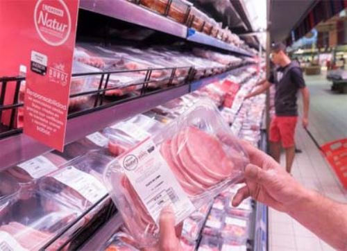 Un frigorífico vasco certifica bienestar animal en sus carnes